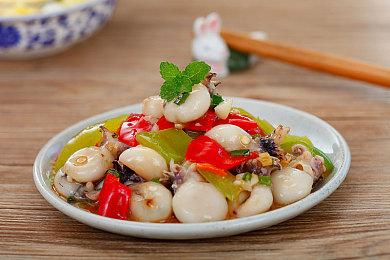 《最终幻想7：重生》总监透露 续作中可操作文森特和希德